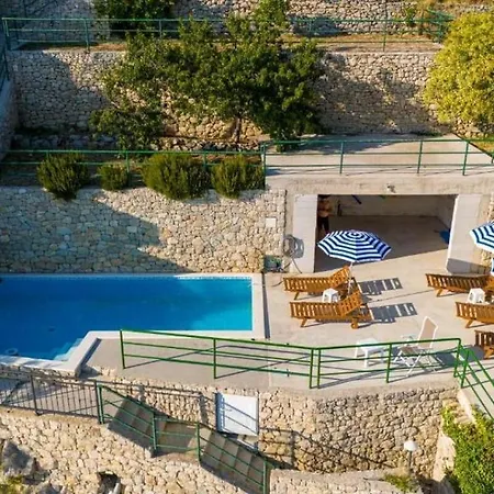 Appartement With Pool *