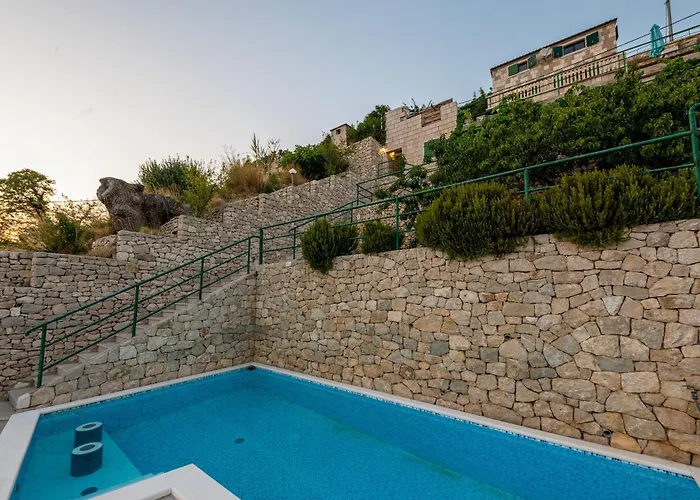 Apartamento With Pool